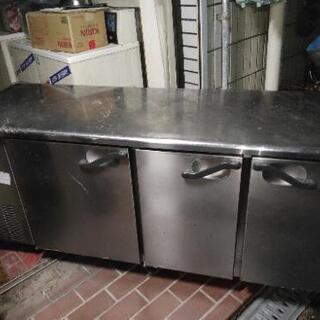 お得！！飲食店　業務用　冷蔵庫