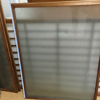 昭和レトロ　型板ガラス　木枠付き