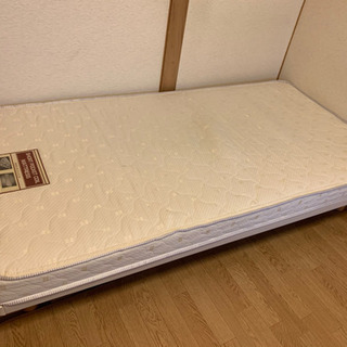 シングルベット　PRESSA 100 プレッサー100