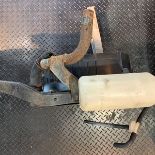 スズキ　ジムニー　660　ターボ　ラジエーター　中古　JA11　札幌発