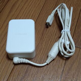 ドコモ純正充電器 ACアダプター04　