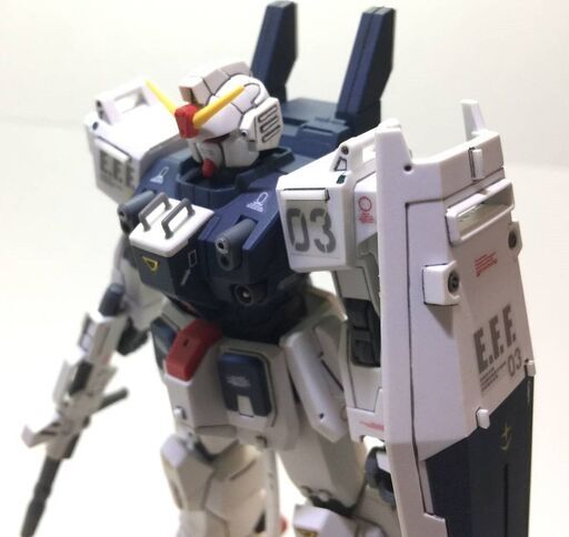BANDAI HG 1/144 ブルーディスティニー3号機 完成品