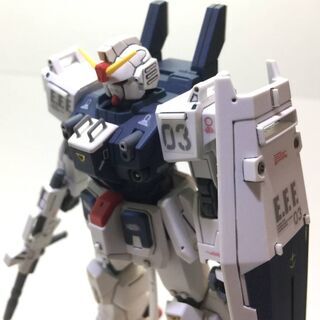 BANDAI HG 1/144 ブルーディスティニー3号機 完成品