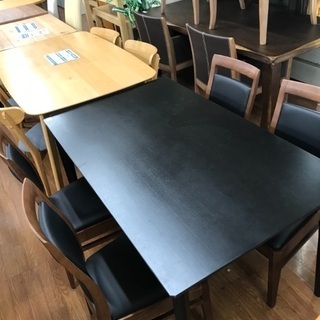 ニトリ ダイニングテーブル5点セット ロレイン 参考価格7.9万のお品物が…