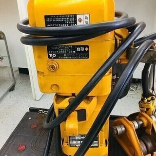 決算セール中の超特価商品！ KITO 250kg 電動ホイスト【リライズ野田愛宕店】【管理番号：2400010087554】【中古】