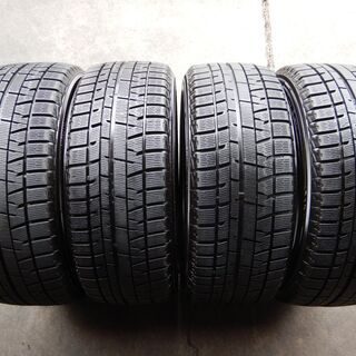 215/45Ｒ17　4本組　ヨコハマアイスガード　スタッドレス　プリウスなどに