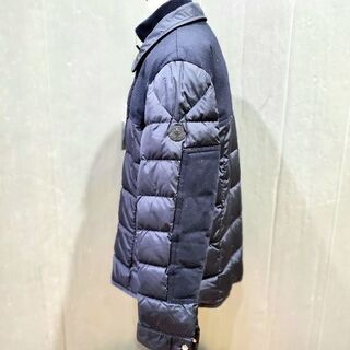 【苫小牧バナナ】クリーニング済み MONCLER/モンクレール CLOVIS クロビィス ダークネイビー 41858 743 サイズ3(L) スタイリッシュ 美品 苫小牧バナナ】クリーニング済み MONCLER/モンクレール CLOVIS