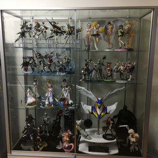 [神奈川県川崎市] UACJ社製(旧:日本アルミ)   コレクションケース　フィギュアケース　シルバー　両サイド蛍光灯付き