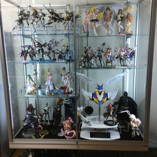 [神奈川県川崎市] UACJ社製(旧:日本アルミ)   コレクションケース　フィギュアケース　シルバー　両サイド蛍光灯付き
