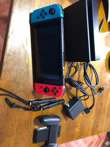 任天堂　SWITCH 中古品
