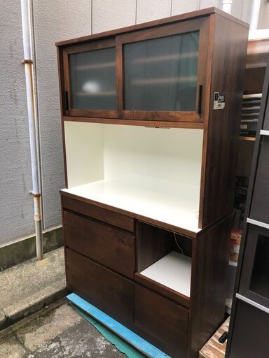 ◆【中古】大阪引取限定　★定価12万円　川口家具　食器棚　Walnat　樹齢150年　日本製　キッチンボード　キッチン家具　DI029　￥40,000