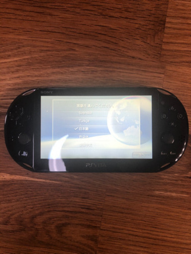 PSVITA PCH-2000 メモリーカード32G ソフト5本付き