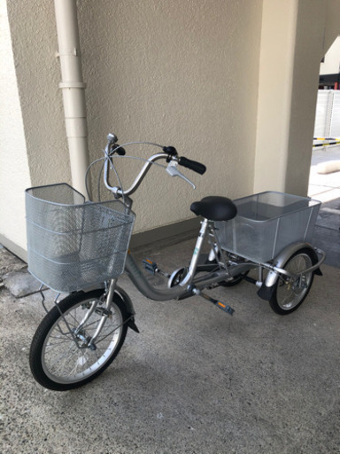 CANARY 三輪自転車　ほぼ新車です