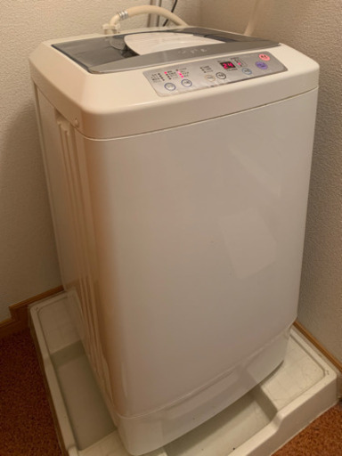 【美品】Haier白い全自動電気洗濯機 38L