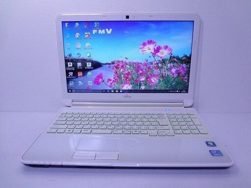 ★綺麗★学生・初心者へおススメ！スリム型PC・WEBカメラ搭載♥ふんわり綺麗なアーバンホワイト♥