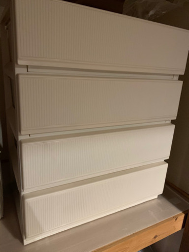 プラスチック製引き出し
