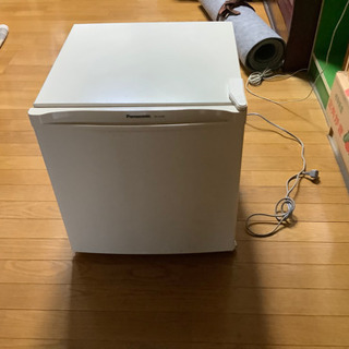 小型冷蔵庫　パナソニック