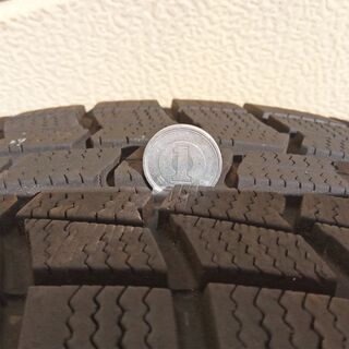スタッドレスタイヤ　195/65R15 　4本セット　引き取り可能な方
