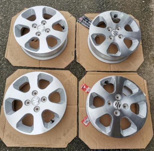ほぼ新品！SUZUKIワゴンR純正　14インチホイール