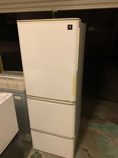 配送可能　シャープ　ノンフロン冷凍冷蔵庫　SJ-PW35X-W
