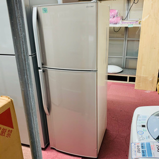 シャープ　冷蔵庫　228ℓ 2011年