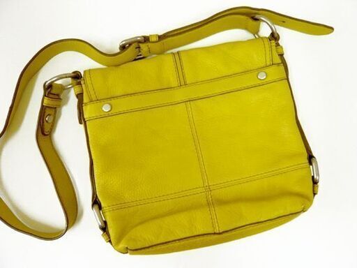 フォッシル FOSSIL レザーショルダーバッグ イエロー系 かばん カバン