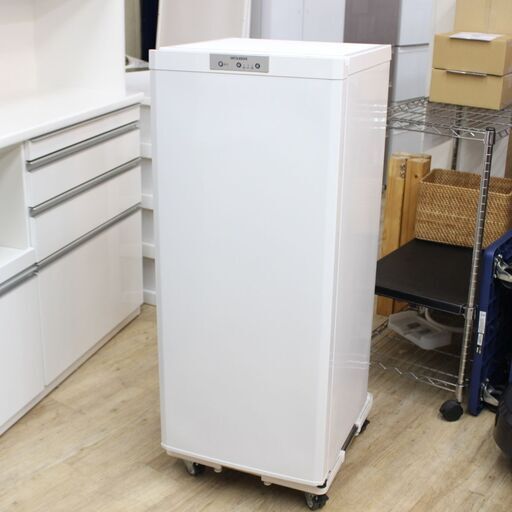 店R459)【美品】三菱 ホームフリーザー ノンフロン冷凍庫 ホワイト 121L MF-U12T 2013年製
