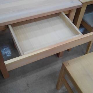 良品計画 ダイニング3点セット　幅75ｃｍ　奥行75ｃｍ　高さ71ｃｍ