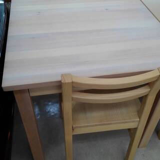 良品計画 ダイニング3点セット　幅75ｃｍ　奥行75ｃｍ　高さ71ｃｍ