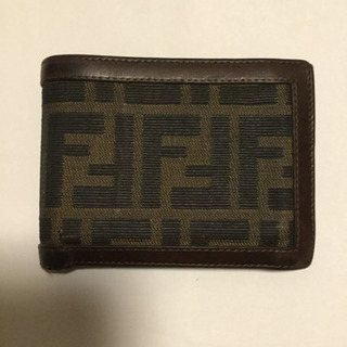 FENDIの財布