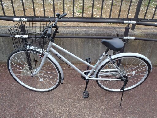 27インチ　シルバー　自転車　美品