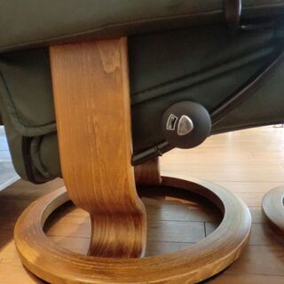 【中古美品】自社配送＆設置可能　EKORNES (エコーネス)　ストレスレスチェア　革張り