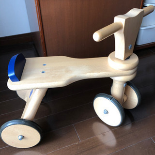 ボーネルンド⭐︎人気の四輪車　木製⭐︎ 室内使用