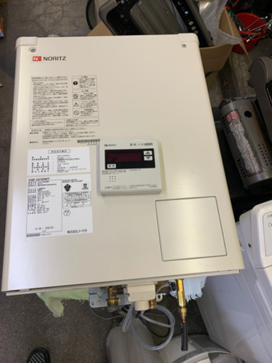 ノーリツ *NORITZ* OQB-G4702WFF　屋内壁掛式　石油給湯器 標準　リモコン入付 2014年式