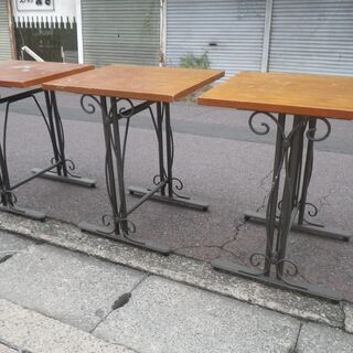 ■無料で差し上げます。■テーブル　3脚セット 机 食堂 カフェ ...