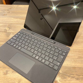 surface ProⅩ スリムペン付Signatureキーボード付