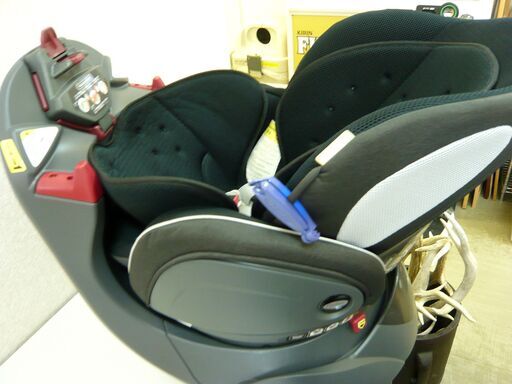 アップリカ チャイルドシート フラディア ブリーズ 回転式 横向き