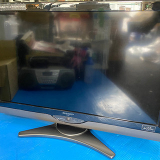 SHARP AQUOS 32型液晶テレビ　2011年製