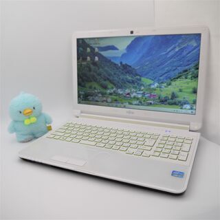 富士通  Corei7 メモリ8GB SSD256GB ノートパソコン