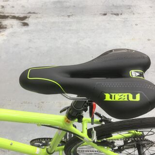 ほぼ新車　クロスバイク　ホダカNESTOバカンゼ2　室内保管 ほぼ新車 クロスバイク ホダカNESTOバカンゼ2 室内保管