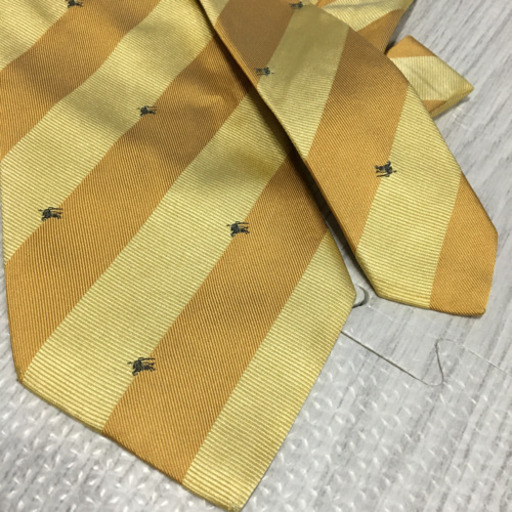 オシャレ バーバリーネクタイ 黄色シマシマ ミッキー 船堀の服 ファッションの中古 古着あげます 譲ります ジモティーで不用品の処分