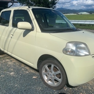 車検二年付き！走行距離若いです！シンプルでとても乗りやすいお車です。