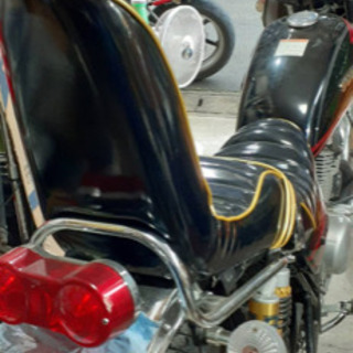 GN125タックロール三段シート
