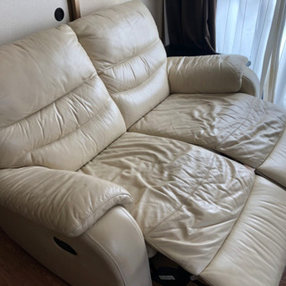 【大塚家具で購入】皮製2人がけソファー