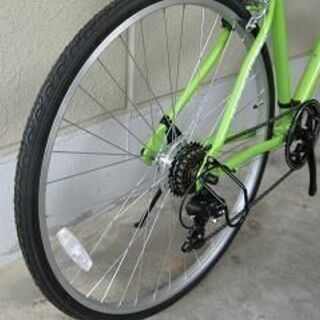 新品大特価〕アルミフレーム製クロスバイク（ロードマーク700