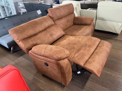 誰も買わなきゃ山田店長が買います！そんな電動ソファー！12万円するソファーを49800円！電動しますよ！