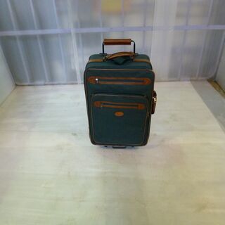 【無料】　スーツケース/旅行バック　W35D25H54