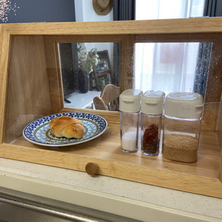 美品　キッチン木製ディスプレイケース　ブレッドケース　ニトリ