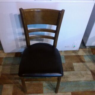 木製椅子（飲食店で使用①）