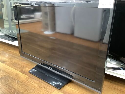 TOSHIBA 液晶テレビ　40A8000　40インチ　2009年製　※画面中央に線有